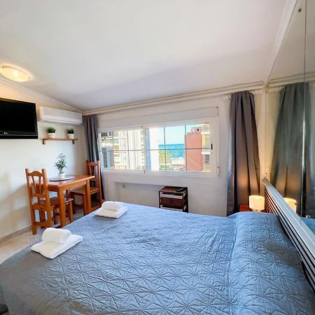 Carihuela Beach, Club San Antonio, Torremolinos Malaga Ngoại thất bức ảnh